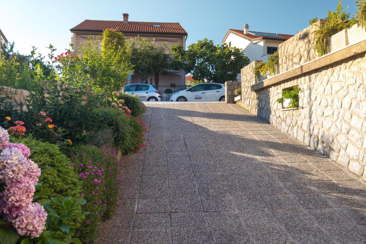 Apartmani Paradiso Krk Town Exteriér fotografie