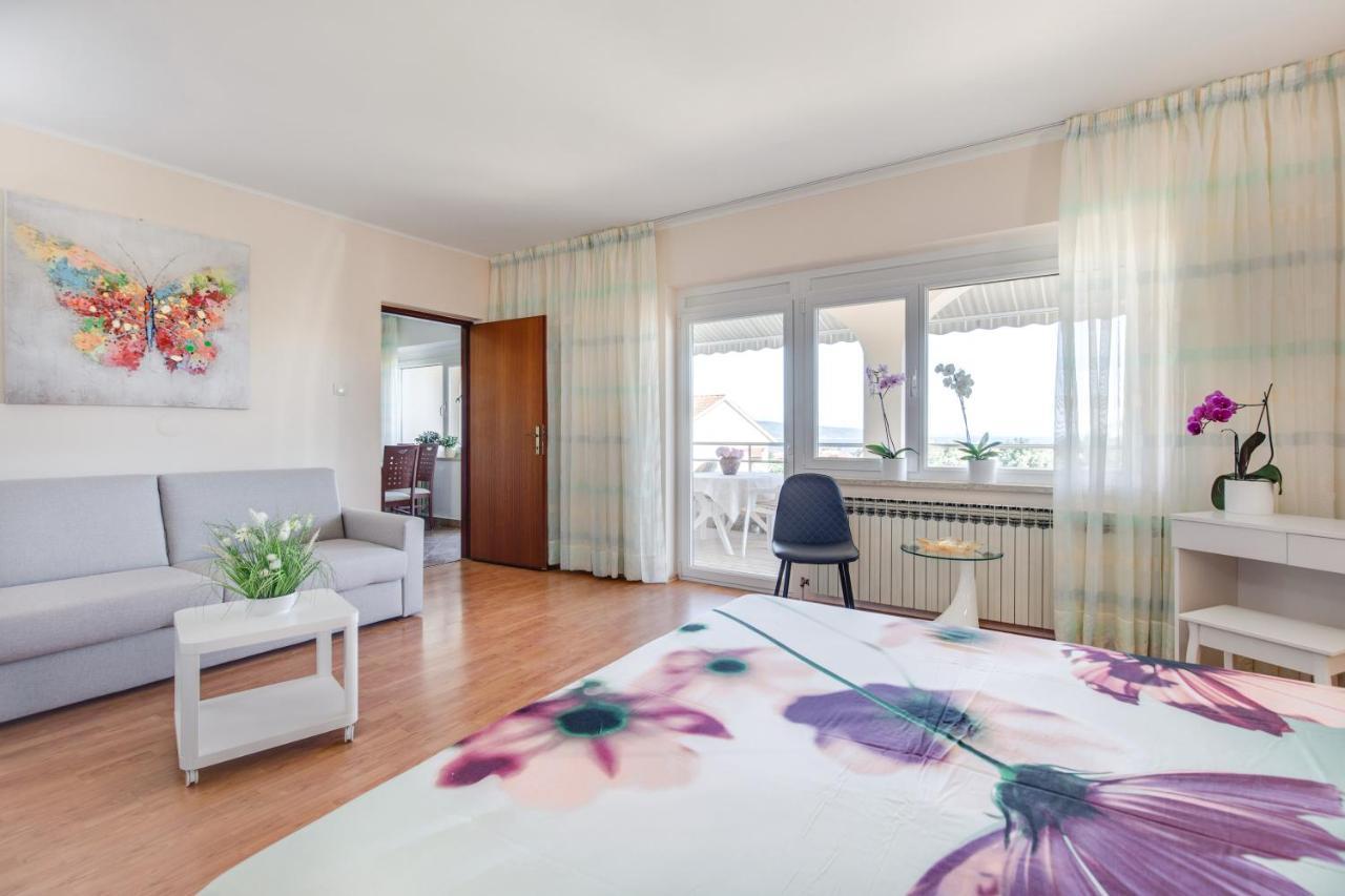 Apartmani Paradiso Krk Town Exteriér fotografie